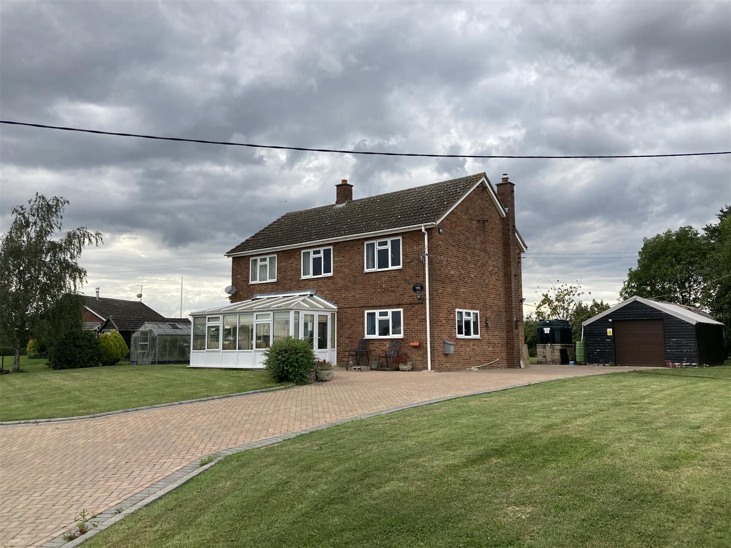 4 Bedroom for sale in Braintree Cheffins Cambridge Rural